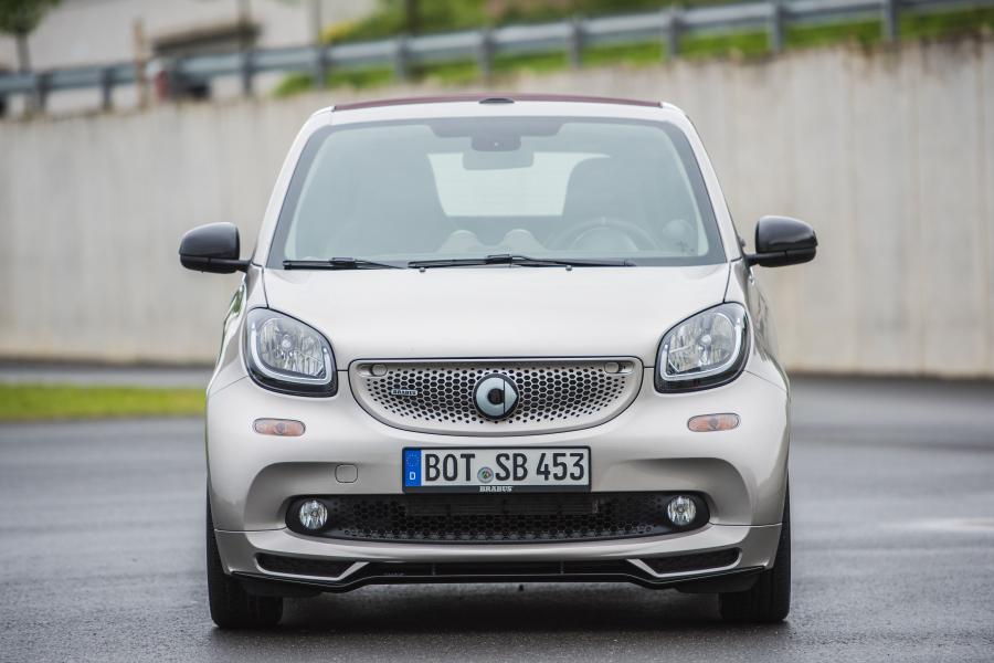  Smart ForTwo 15th Anniversary Cabrio by Brabus 2017 года  (фото 6 из 8)
